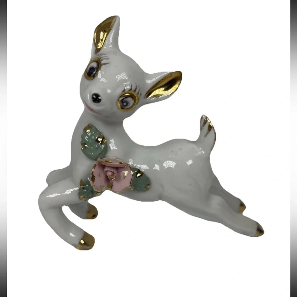 Vintage white ceramic mid century jumping deer big eyes kitschy collectible‎